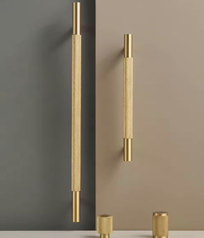 Shelly - Bespoke Handles